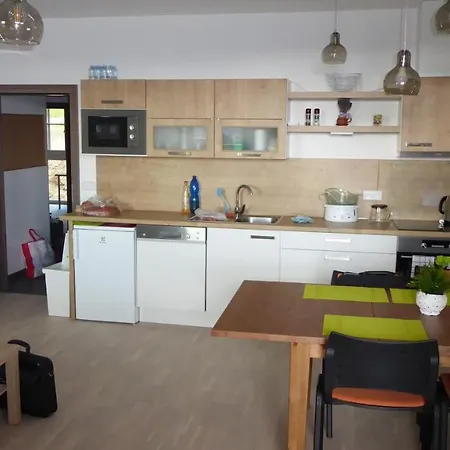 Apartment M5 *