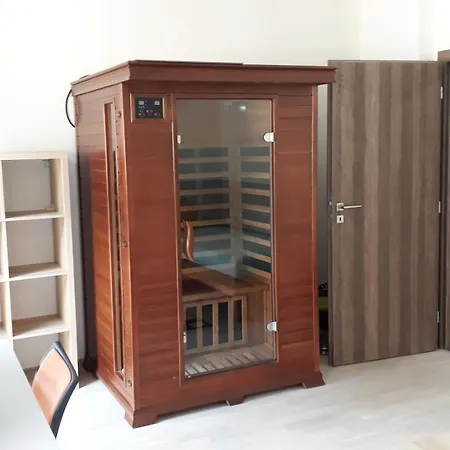 Apartment M5 *