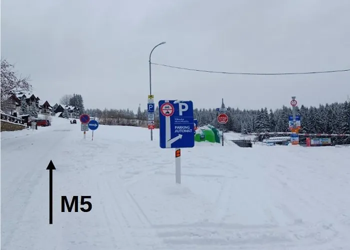 M5 Apartment