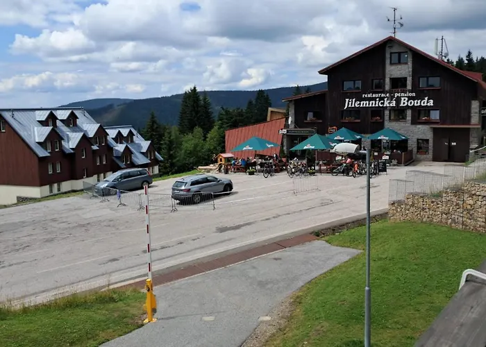 M5 Horní Mísečky